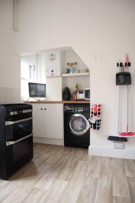 Spacious 1 Bedroom Apartment Leicester Exterior foto